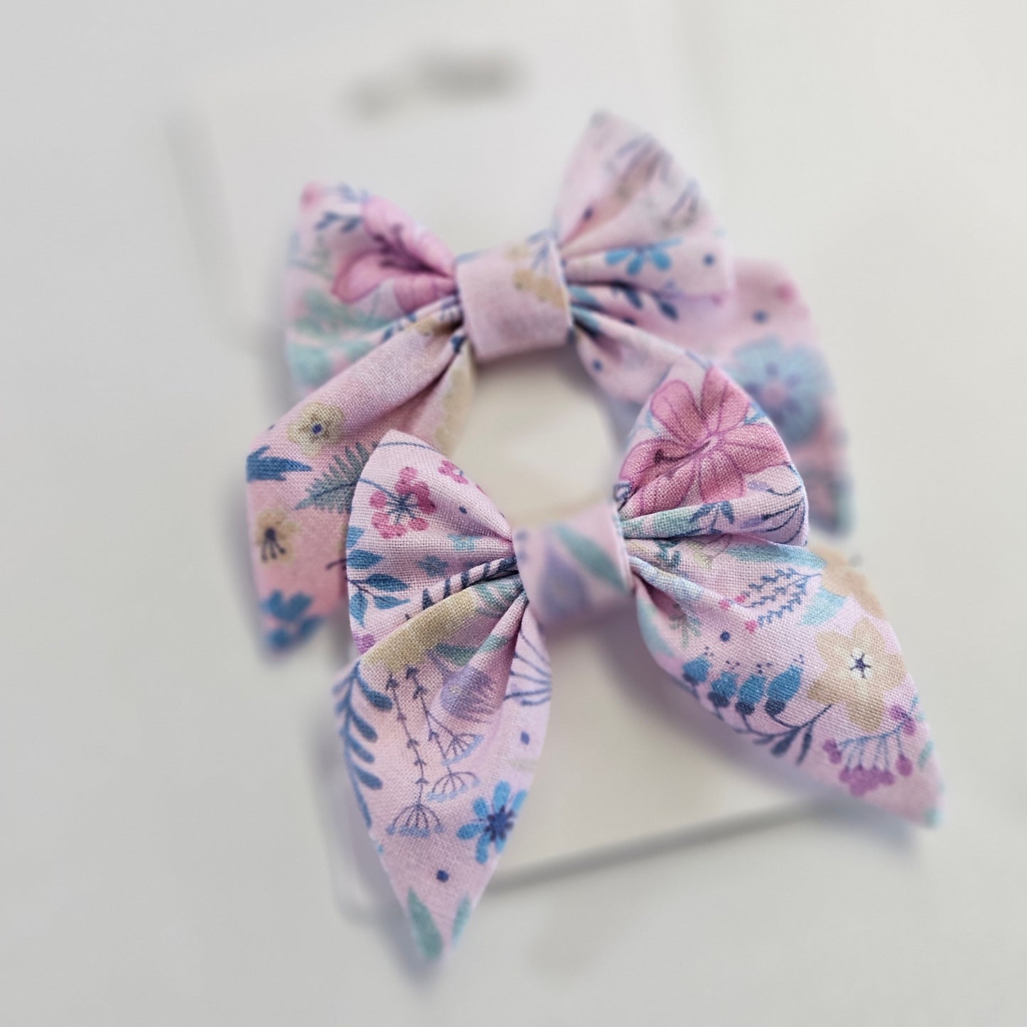 Set agrafe cu fundițe