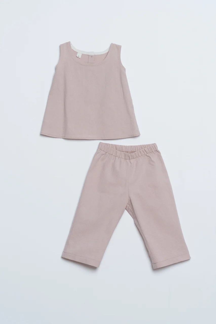 Set top si pantaloni roz