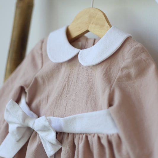 Rochita pentru botez cu bentita asortata