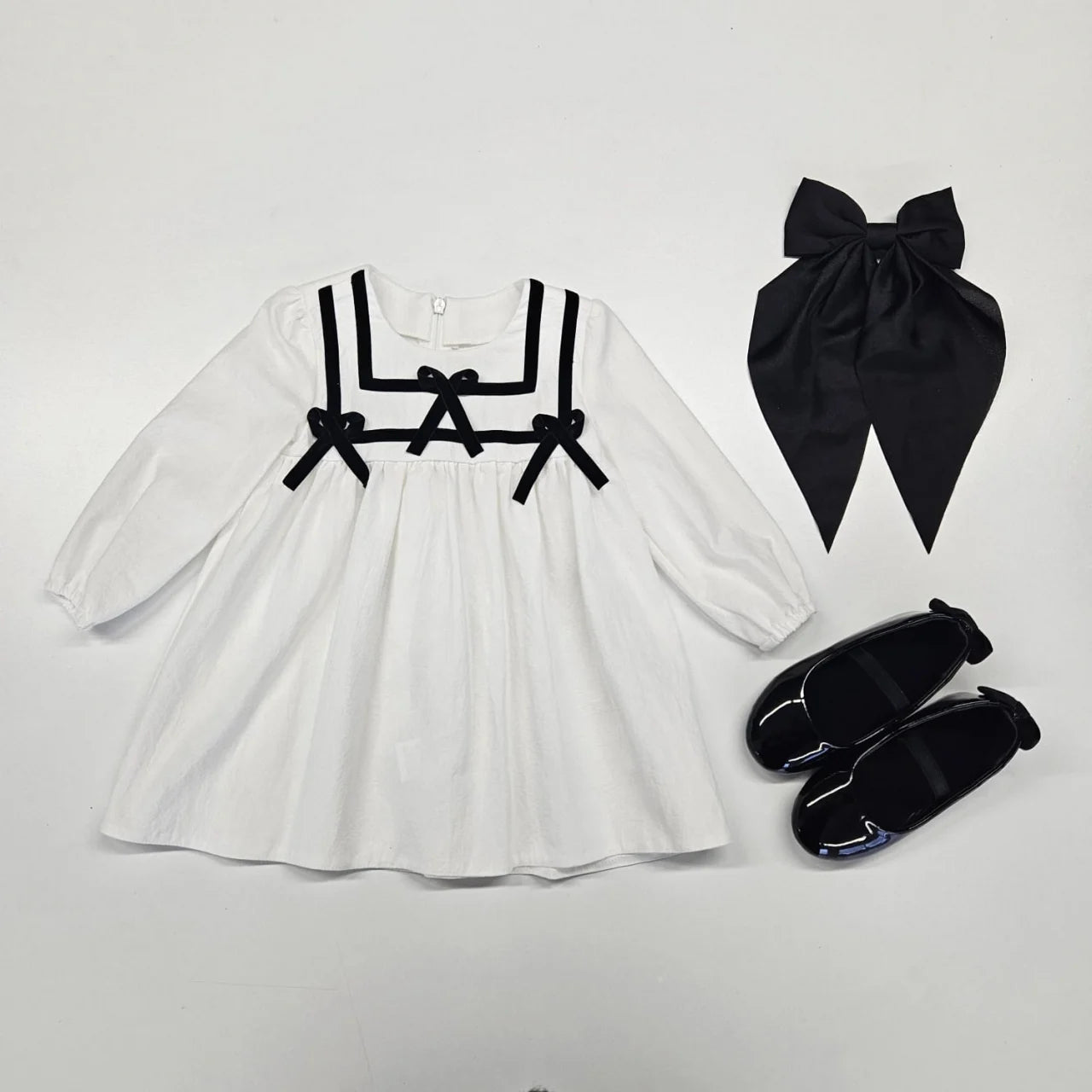 Rochita alba cu fundite