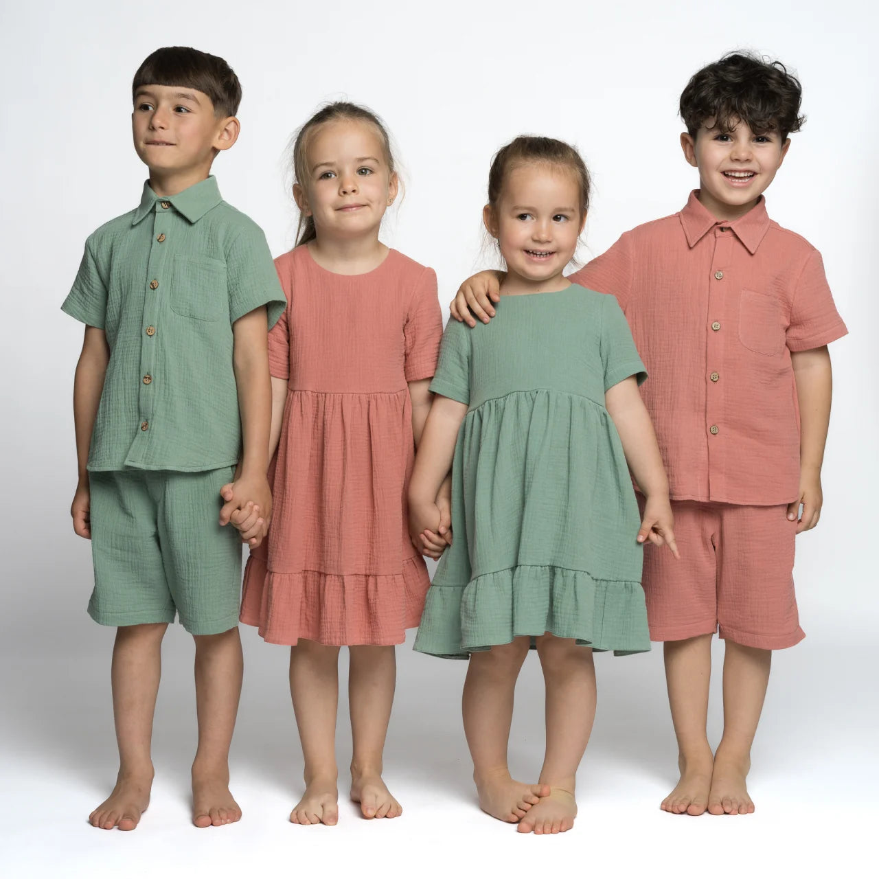 Set camasa cu pantaloni scurti din muselina