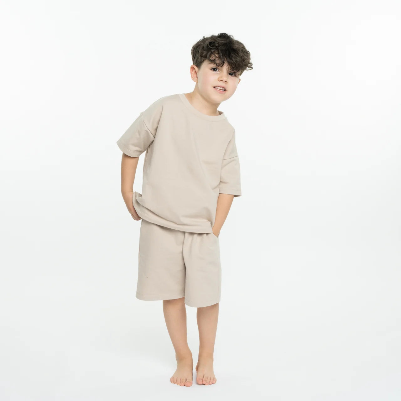 Set oversize tricou si pantaloni scurti din bumbac