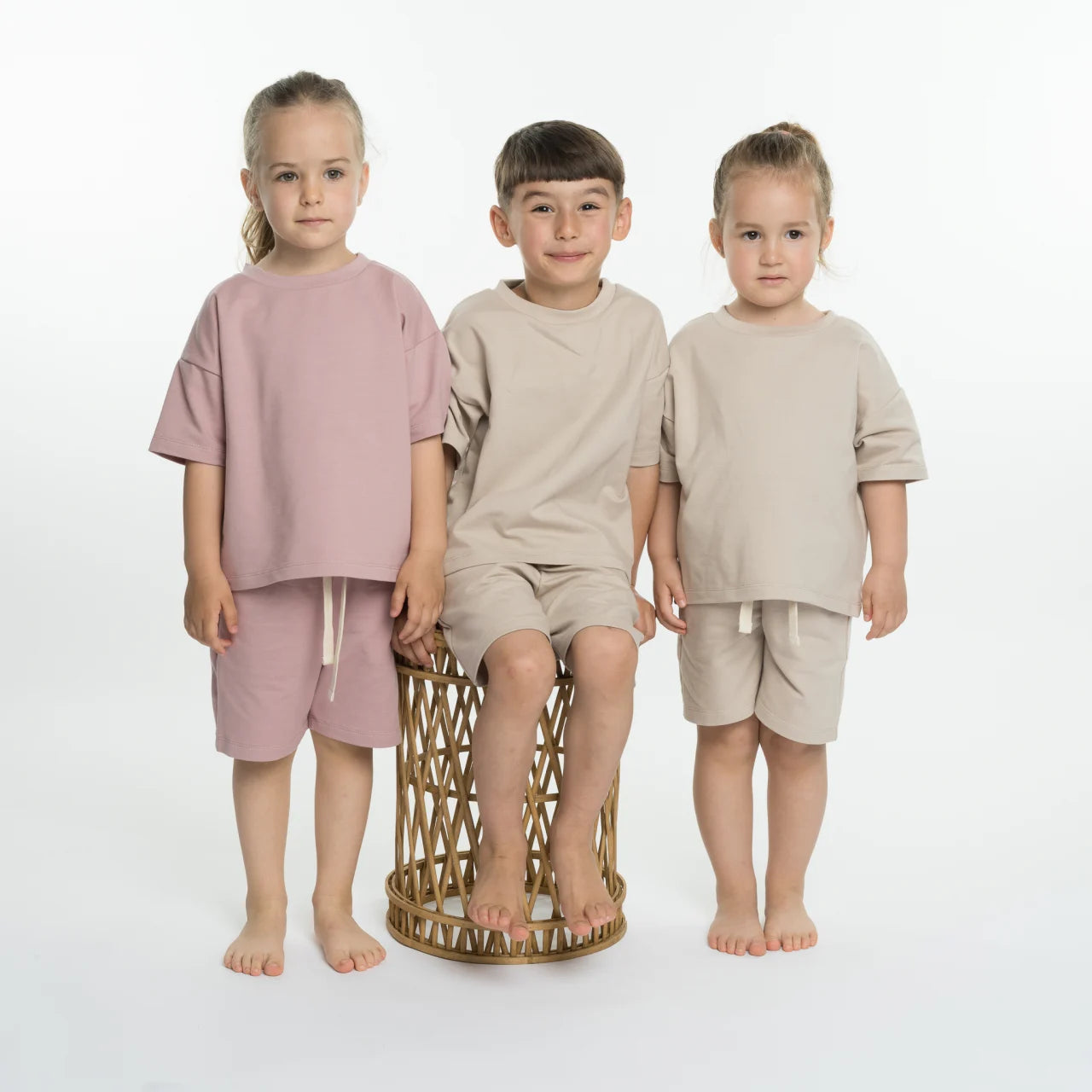 Set oversize bej tricou si pantaloni scurti din bumbac