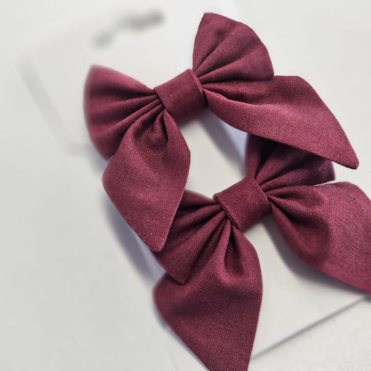 Set agrafe cu fundițe bordo