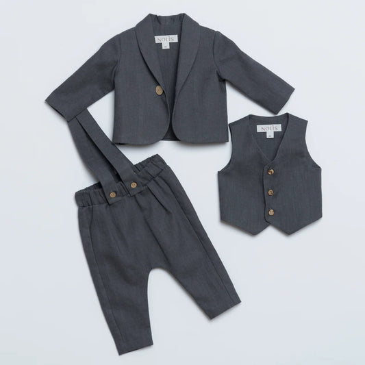 Costum de botez din in