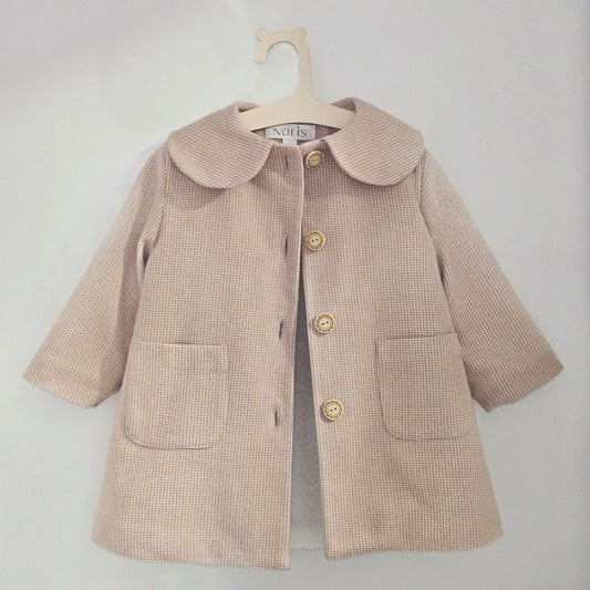 Palton roz cu blanita la interior