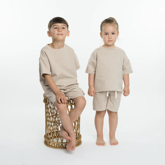 Set oversize bej tricou si pantaloni scurti din bumbac